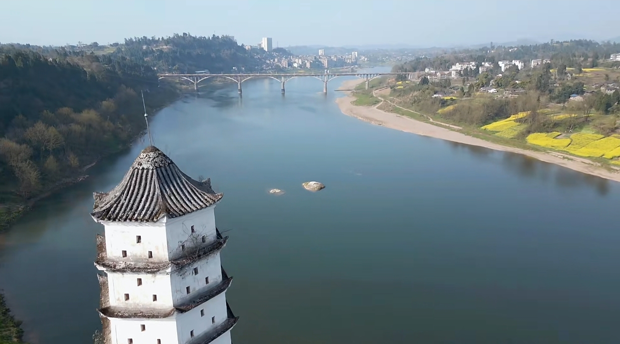 白塔